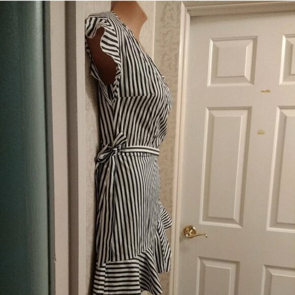 Express Black and White Striped Mini Dress - Picture 6 of 12